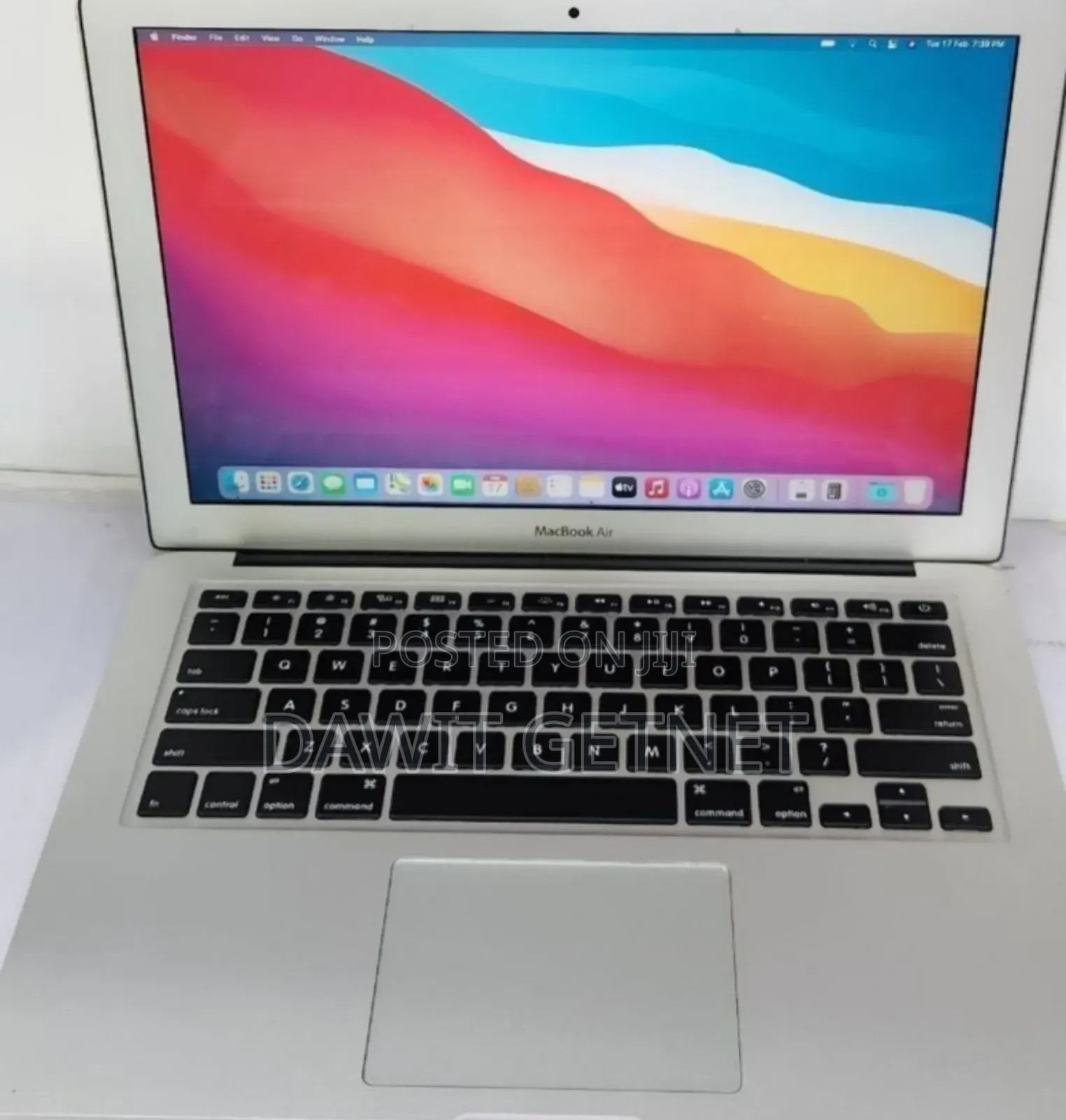 New Laptop Apple MacBook Air 2017 8GB Intel Core i5 SSD 256GB