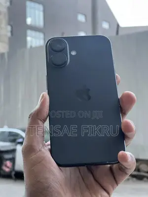 New Apple iPhone 16 128 GB Black