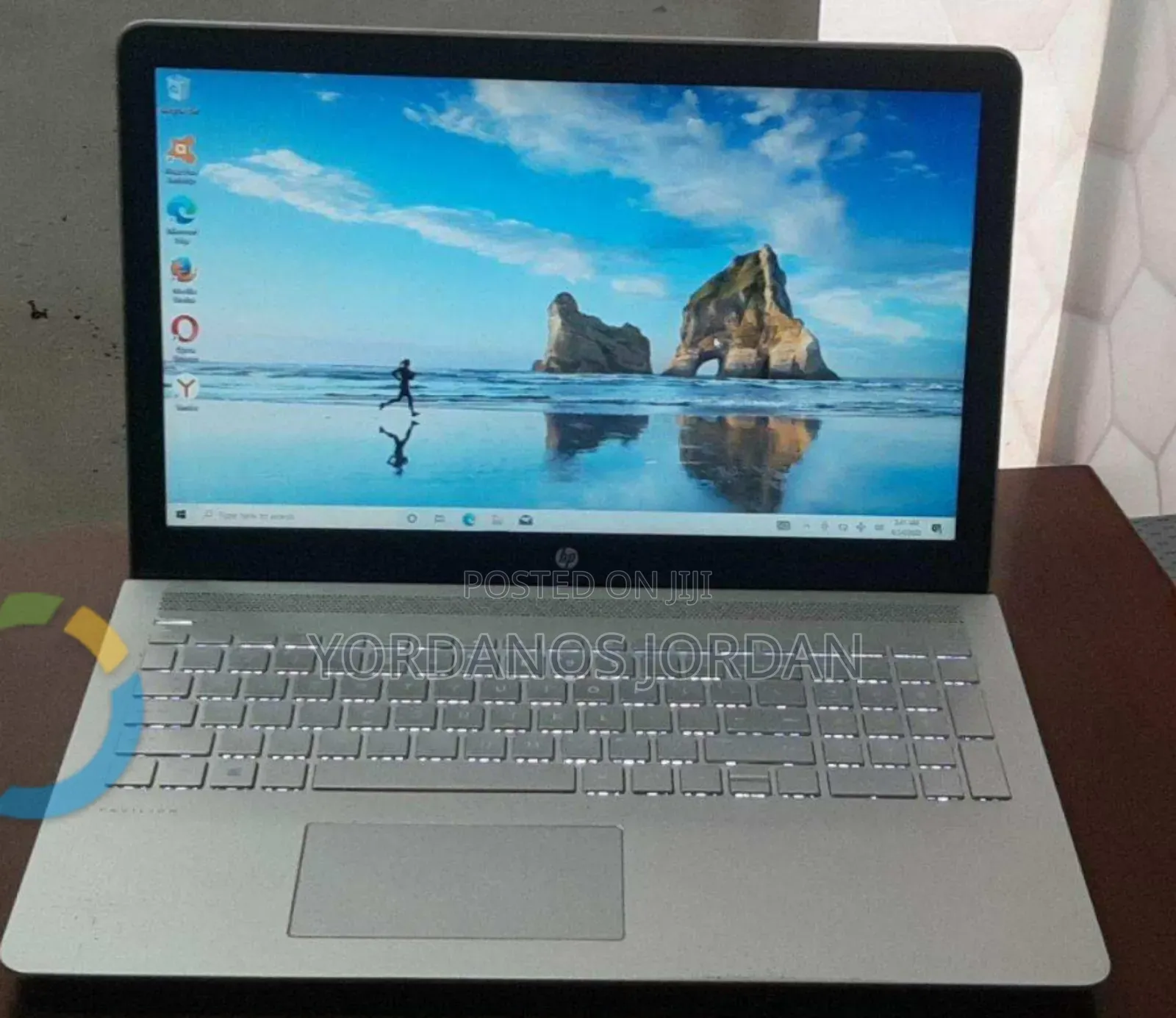 New Laptop HP Pavilion 15 8GB Intel Core i5 HDD 1T