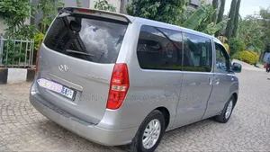 Hyundai Starex 2017 Silver