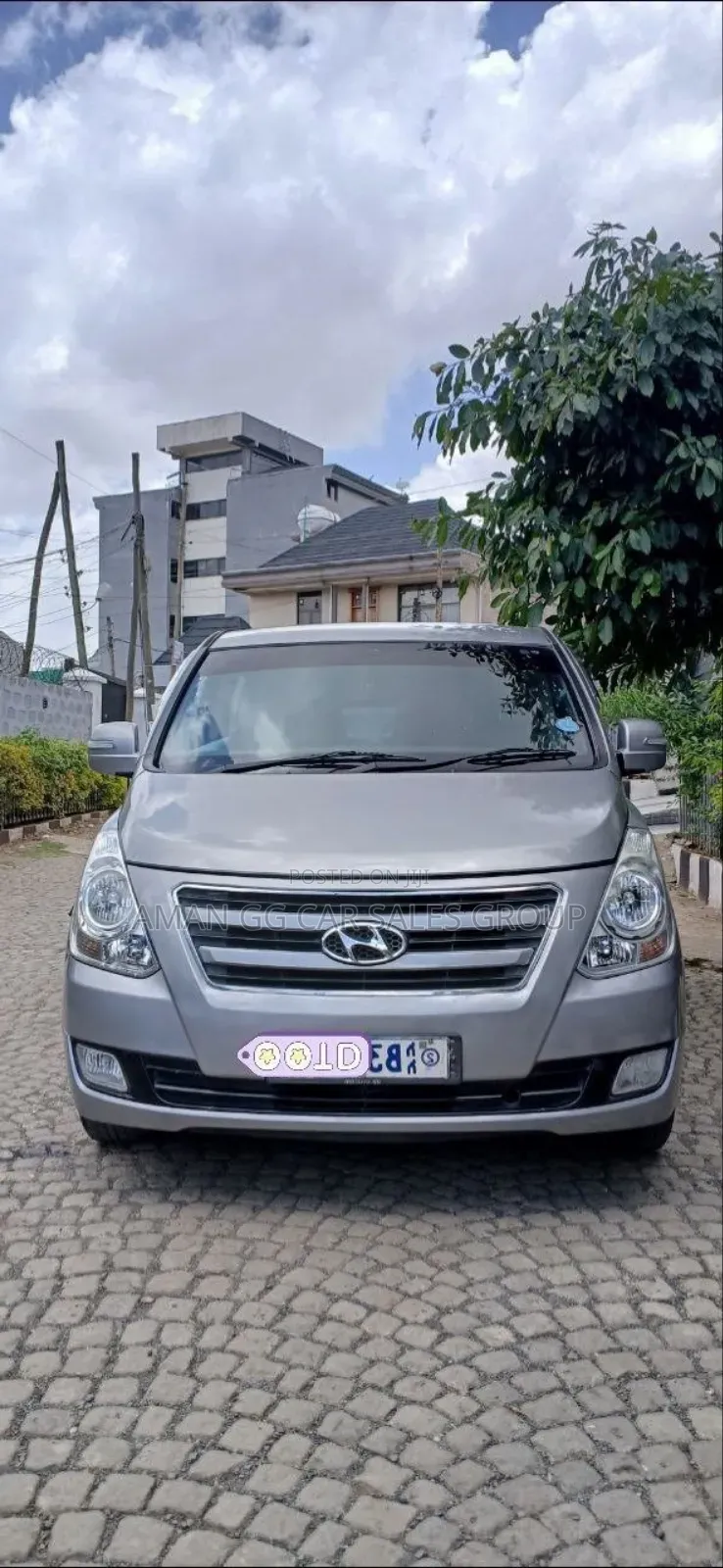 Hyundai Starex 2017 Silver