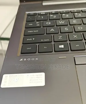 New Laptop HP ZBook Firefly 15 G7 16GB Intel Core i7 SSD 512GB