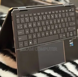 New Laptop HP Spectre 16GB Intel Core i7 SSD 1T