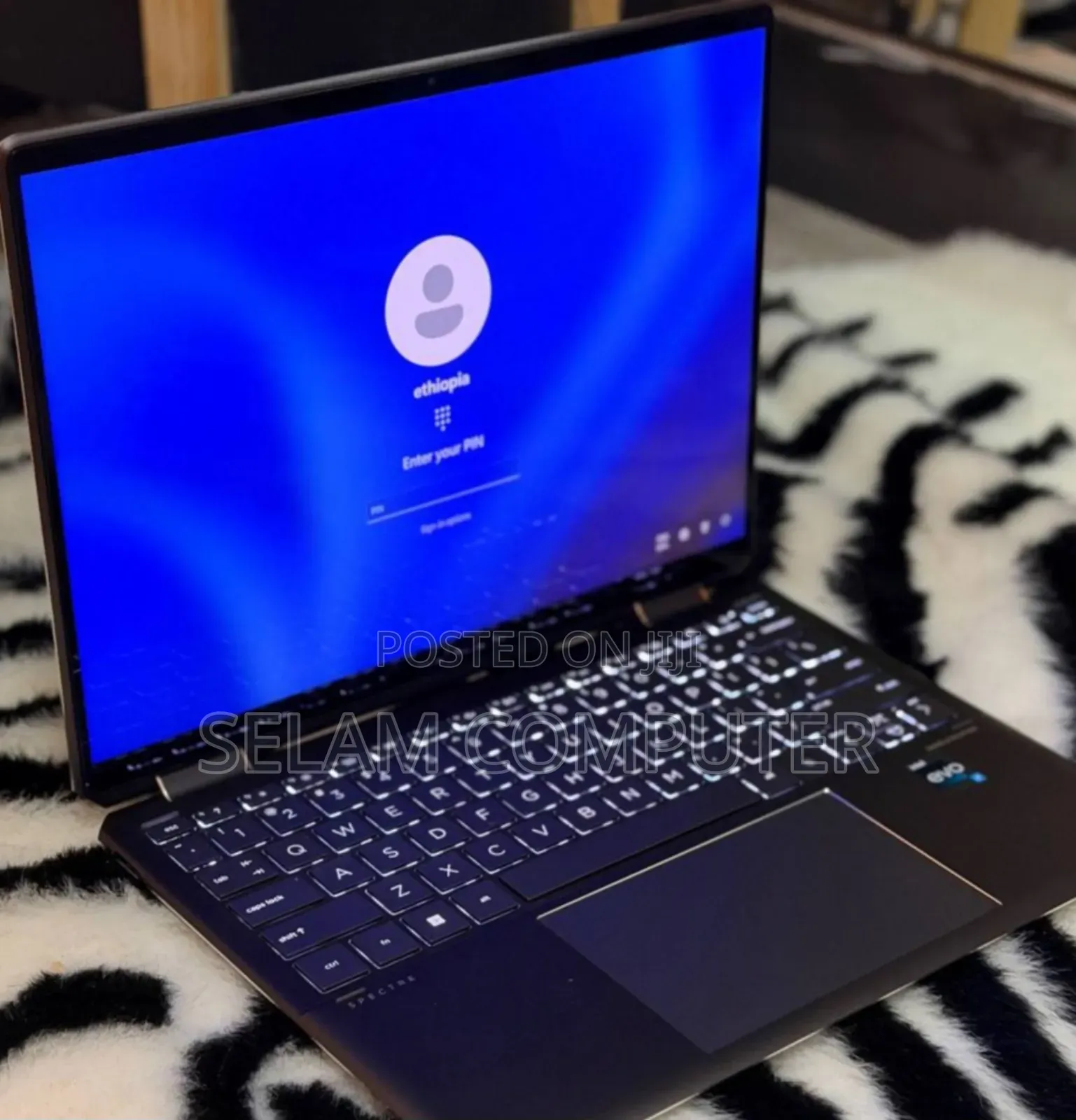 New Laptop HP Spectre 16GB Intel Core i7 SSD 1T