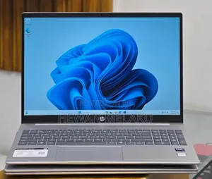 New Laptop HP Pavilion 15 16GB Intel Core Ultra 7 SSD 512GB