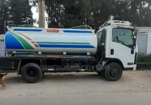 Isuzu Obama 2010