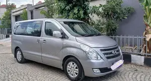 Hyundai Starex 2017 Silver
