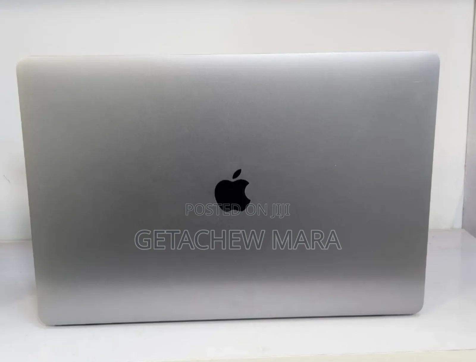 New Laptop Apple MacBook 2018 32GB Intel Core i9 SSD 512GB