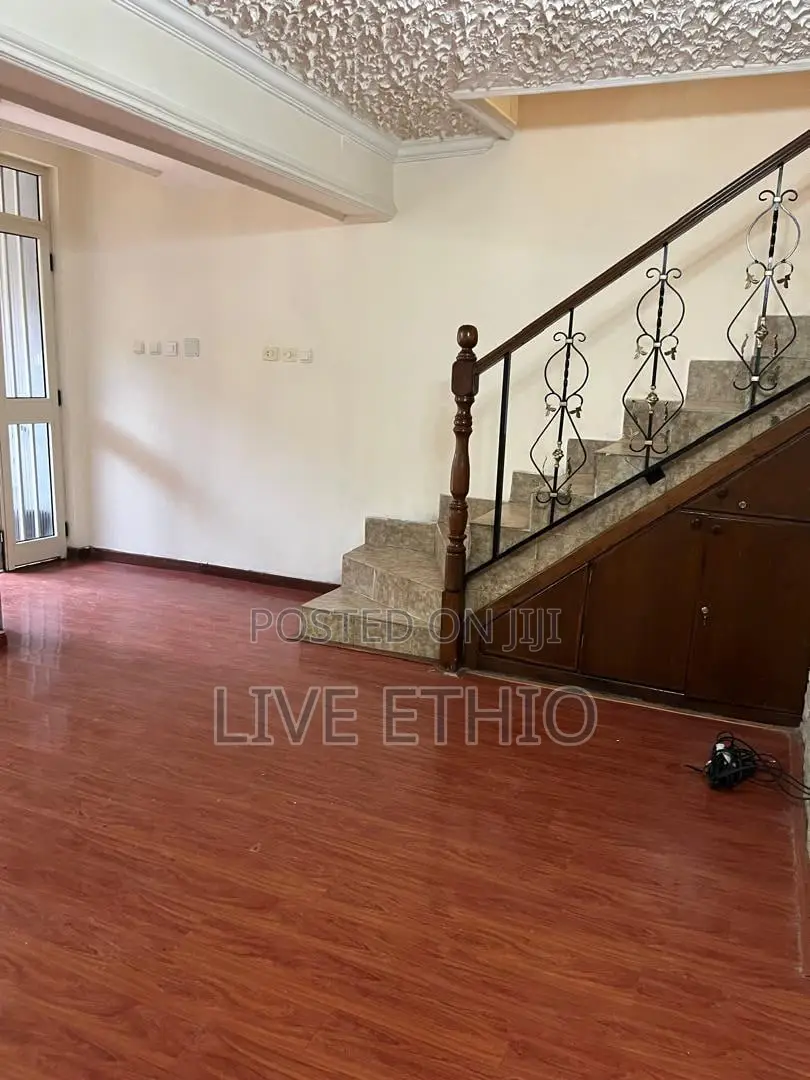 5bdrm House in Bole for rent