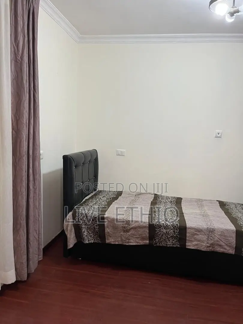 5bdrm House in Bole for rent