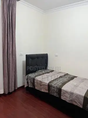 5bdrm House in Bole for rent