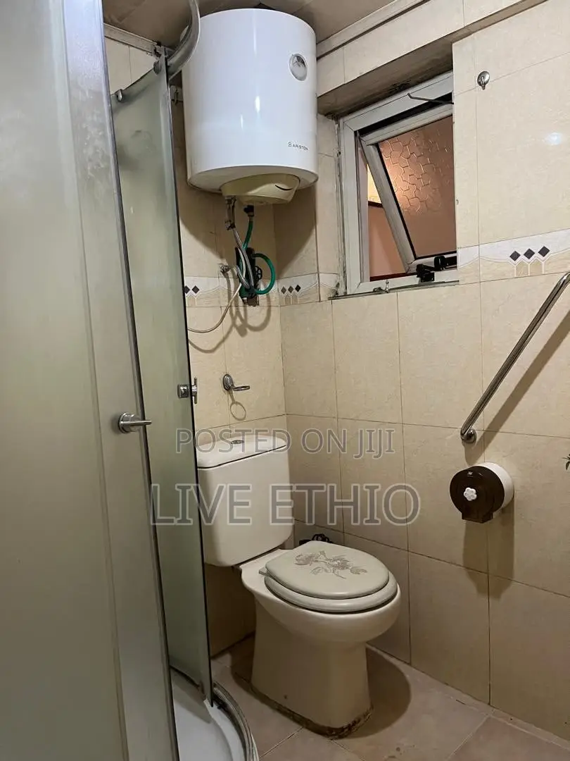 5bdrm House in Bole for rent