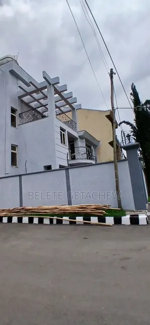 5bdrm House in Semit, G+1+Terrace,, Bole for sale