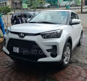 Toyota Raize 2022 White