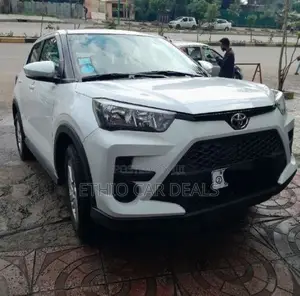 Toyota Raize 2022 White