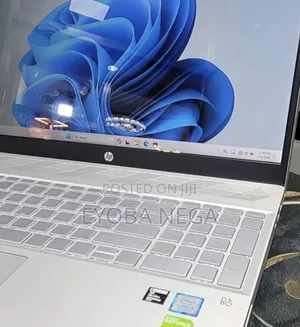 New Laptop HP Pavilion 15 8GB Intel Core i5 SSD 512GB