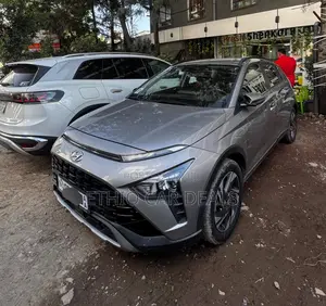 Hyundai Bayon 2023 Silver