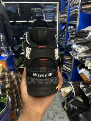 Aagoola Black High-Top Outdoor Boots