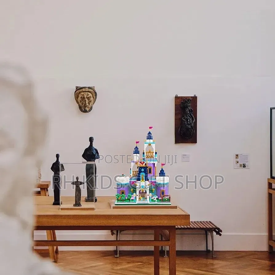 Atomic Building Blocks