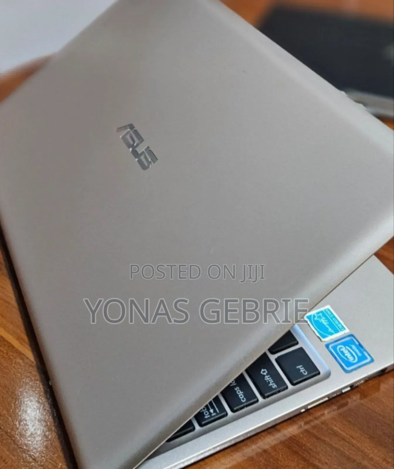New Laptop Asus Transformer Mini T102HA 2GB Intel Core 2 Quad SSD 32GB