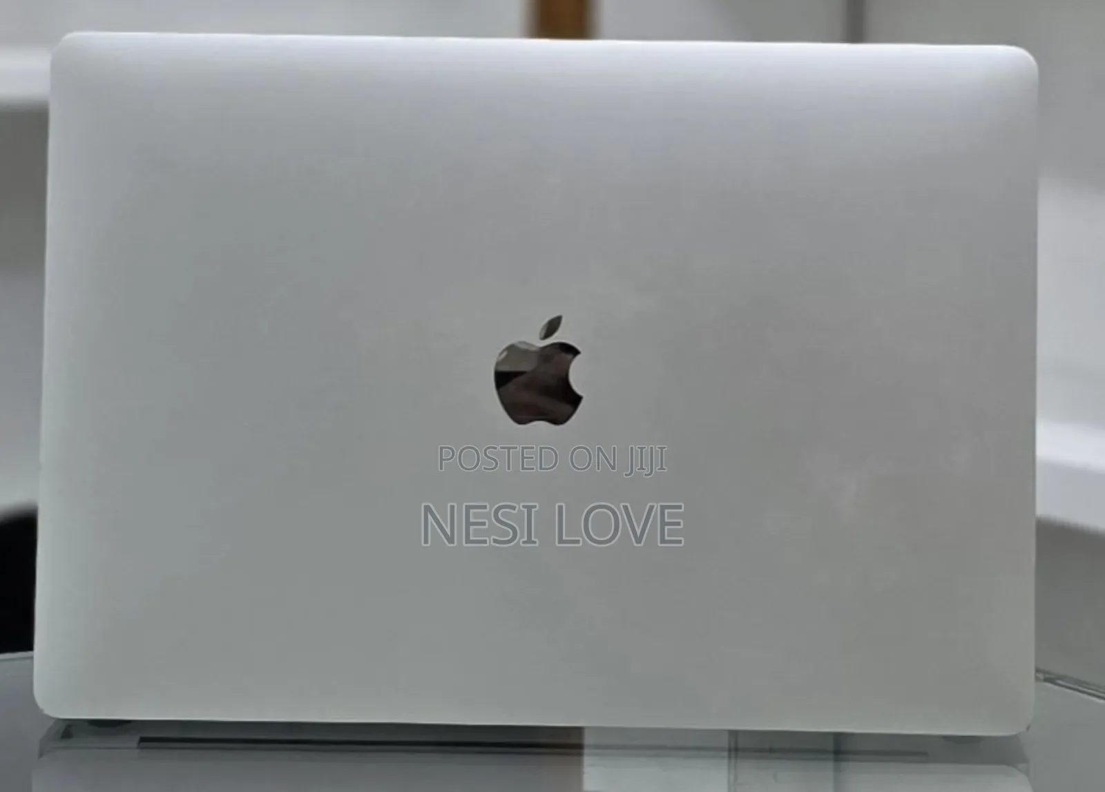 New Laptop Apple MacBook Pro 2016 16GB Intel Core i7 SSD 256GB