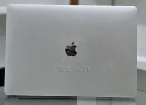 New Laptop Apple MacBook Pro 2016 16GB Intel Core i7 SSD 256GB