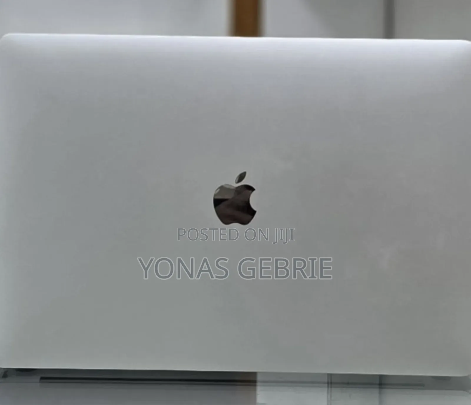 New Laptop Apple MacBook 16GB Intel Core i7 SSD 256GB