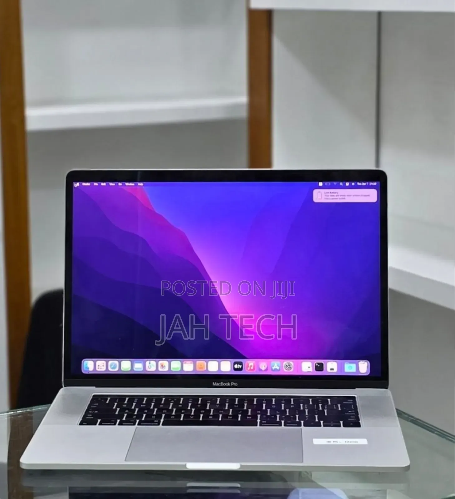 New Laptop Apple MacBook Pro 2016 16GB Intel Core i7 SSD 256GB