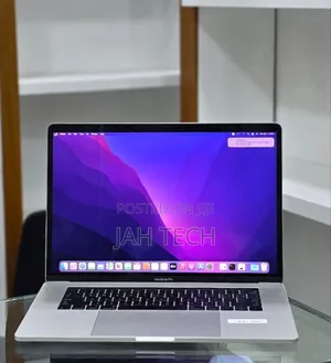 New Laptop Apple MacBook Pro 2016 16GB Intel Core i7 SSD 256GB