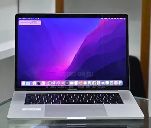 New Laptop Apple MacBook Pro 2016 16GB Intel Core i7 SSD 256GB