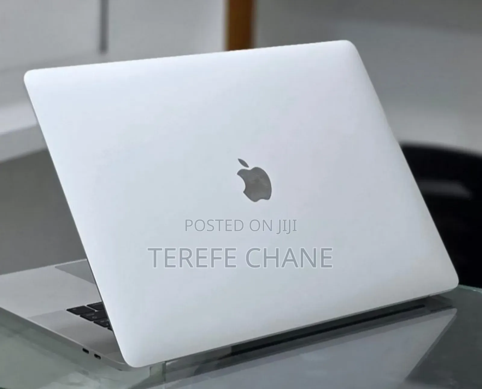 New Laptop Apple MacBook Pro 2016 16GB Intel Core i7 SSD 256GB