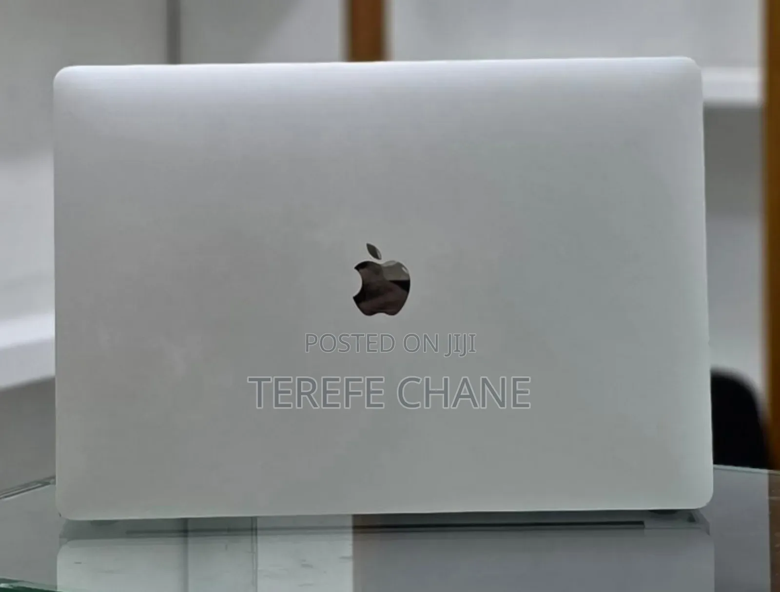 New Laptop Apple MacBook Pro 2016 16GB Intel Core i7 SSD 256GB