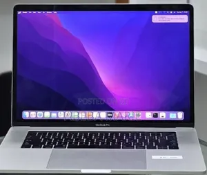 New Laptop Apple MacBook Pro 2016 8GB Intel Core i7 SSD 512GB
