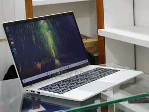 New Laptop HP ProBook 450 G8 16GB Intel Core i5 SSD 256GB