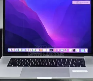 New Laptop Apple MacBook Pro 2016 16GB Intel Core i7 SSD 256GB