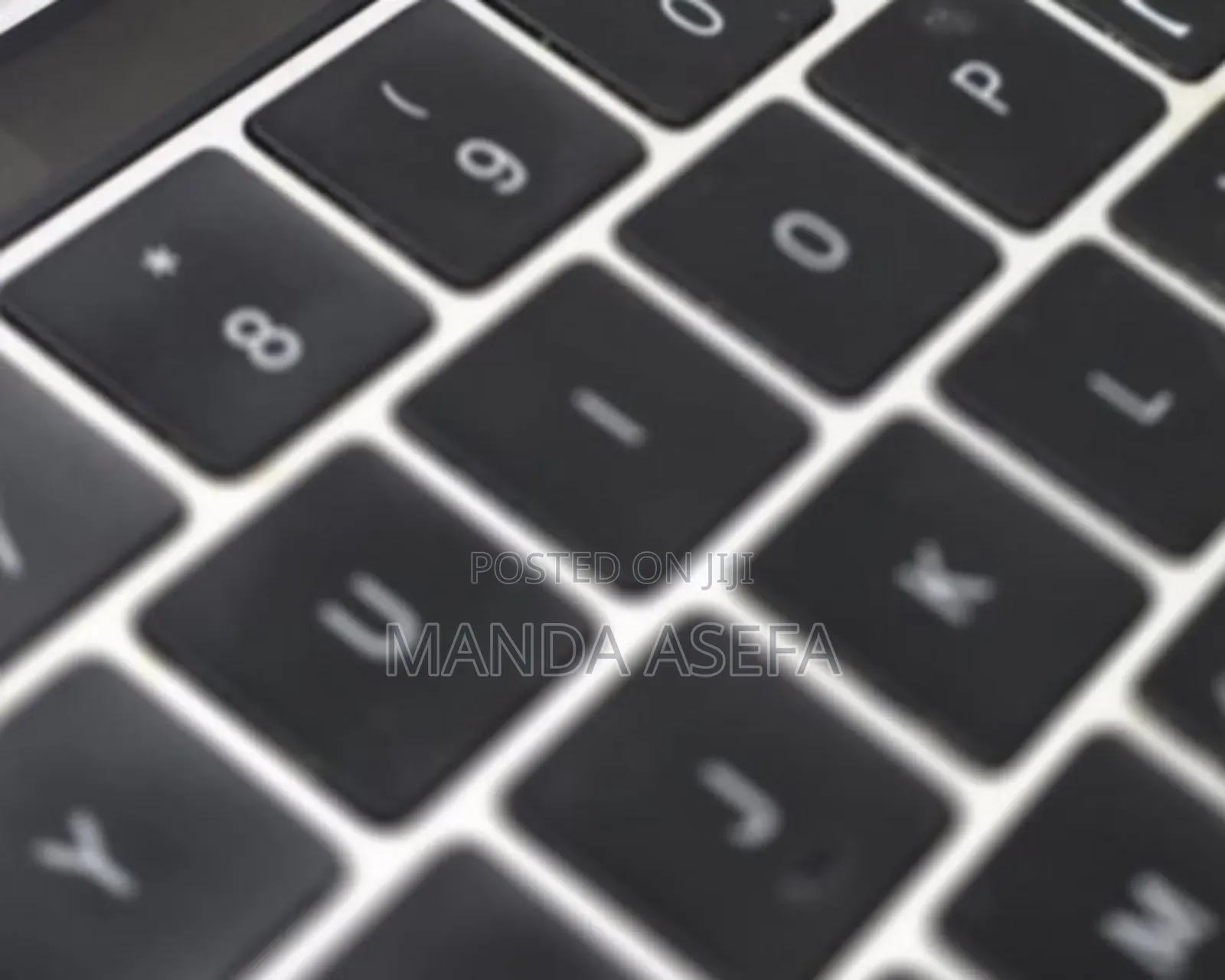 New Laptop Apple MacBook Pro 2016 16GB Intel Core i7 SSD 256GB
