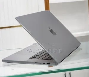 New Laptop Apple MacBook Pro 2021 M1 32GB Apple M1 Pro SSD 512GB