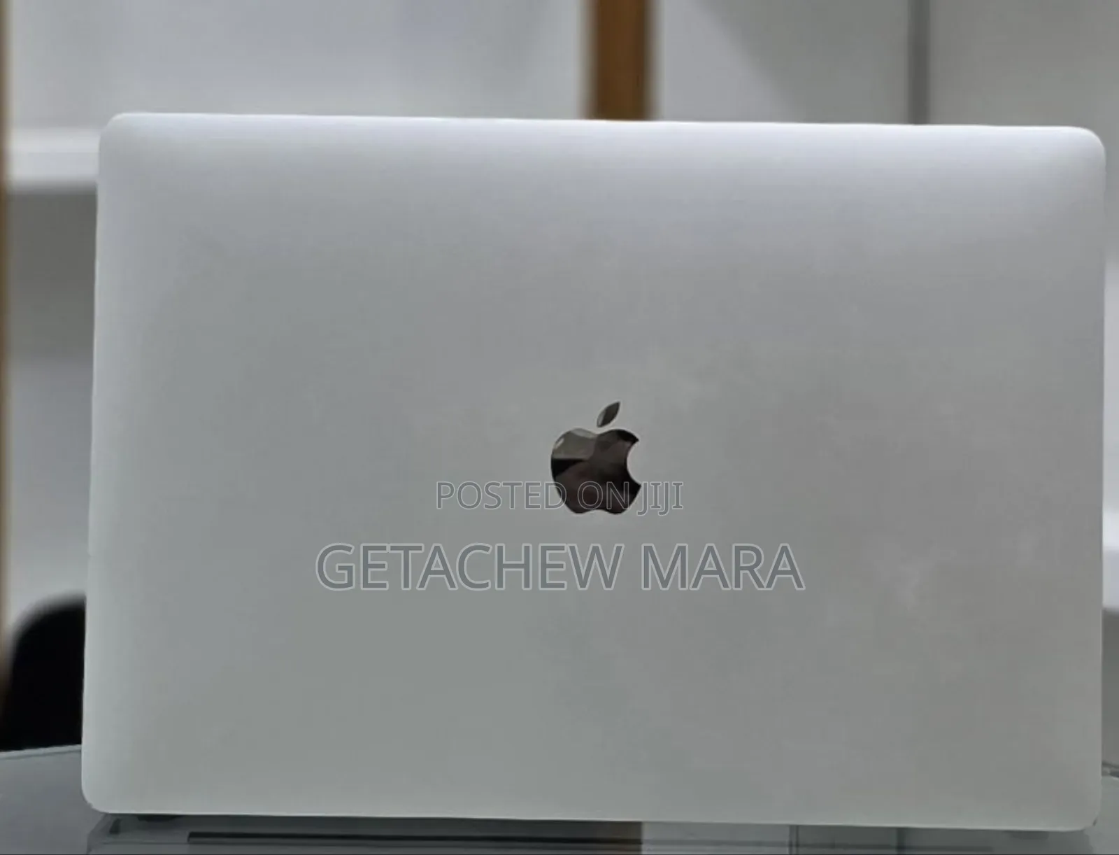 New Laptop Apple MacBook 2015 16GB Intel Core i7 SSD 256GB