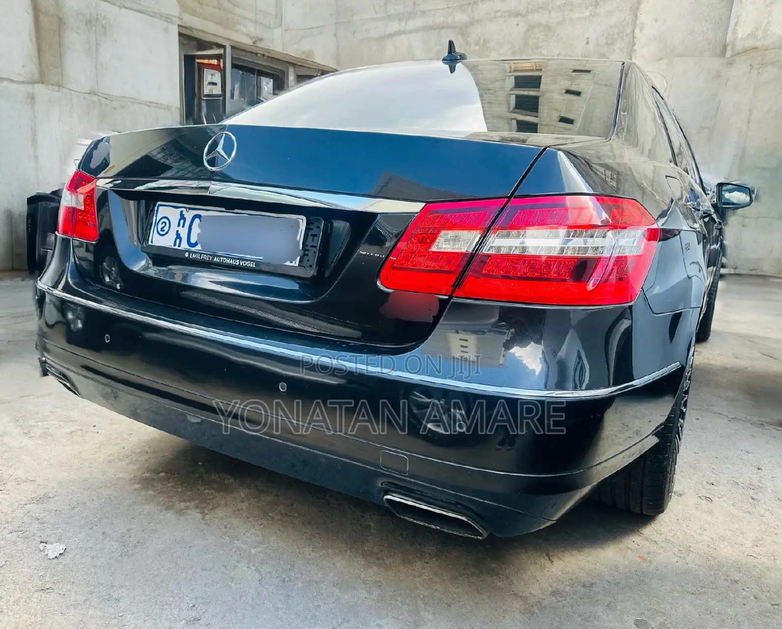 Mercedes-Benz E200 2013 Black