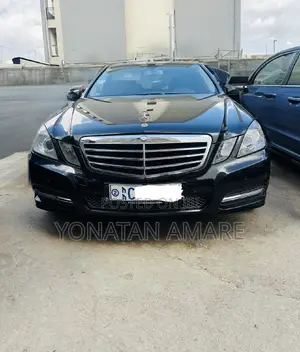 Mercedes-Benz E200 2013 Black