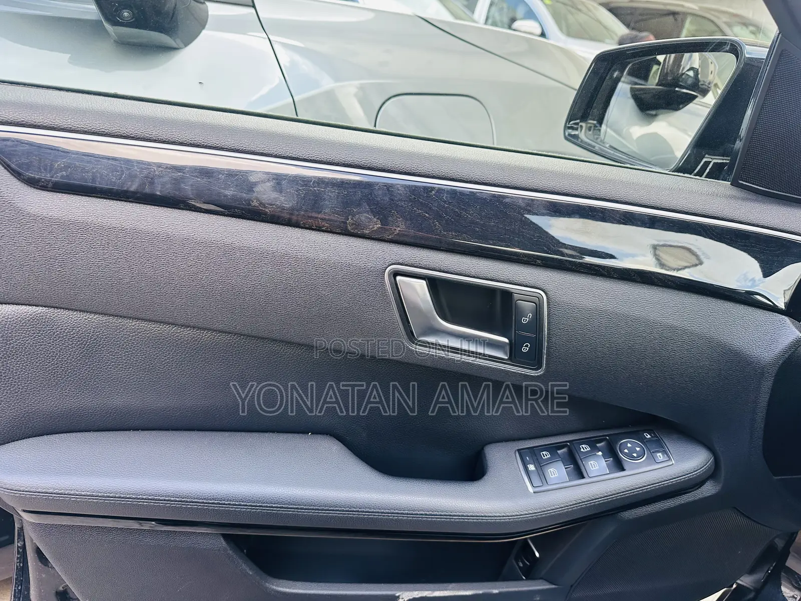 Mercedes-Benz E200 2013 Black