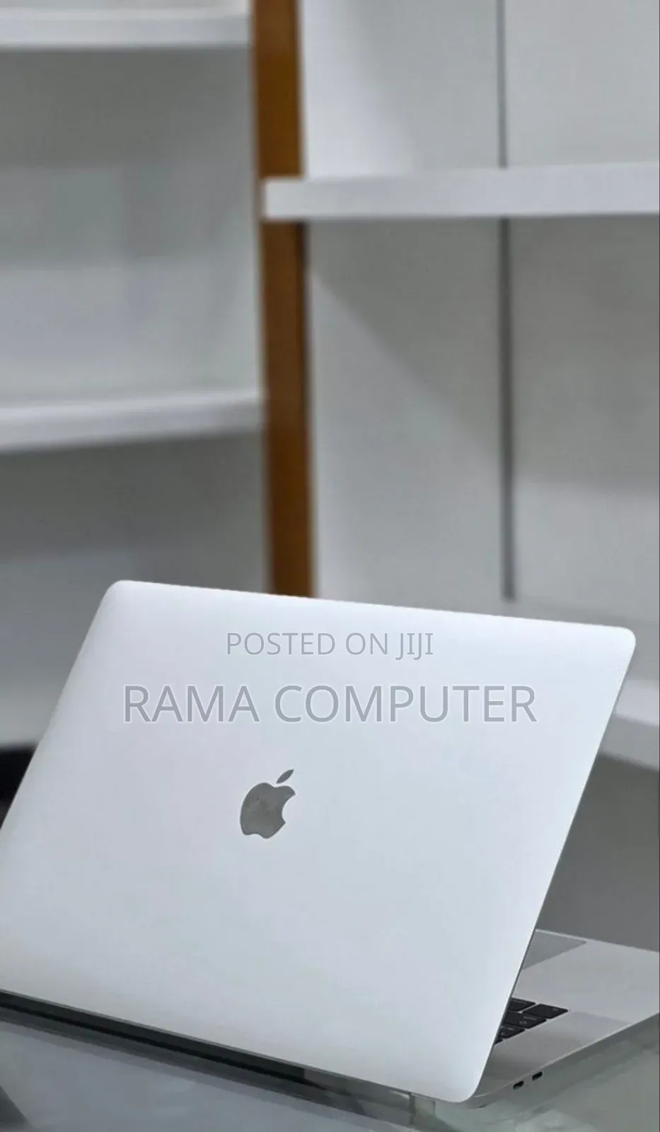 New Laptop Apple MacBook Pro 2015 16GB Intel Core i7 SSD 256GB