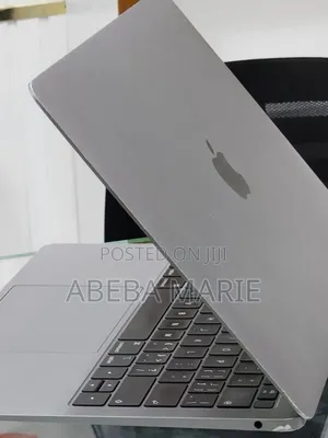 New Laptop Apple MacBook Air 2019 8GB Intel Core i5 SSD 256GB