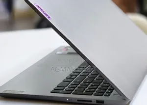 New Laptop Lenovo Ideapad 3 8GB AMD Ryzen 5 SSD 512GB