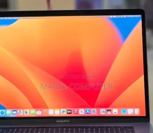 New Laptop Apple MacBook Pro 2017 16GB Intel Core i7 SSD 512GB