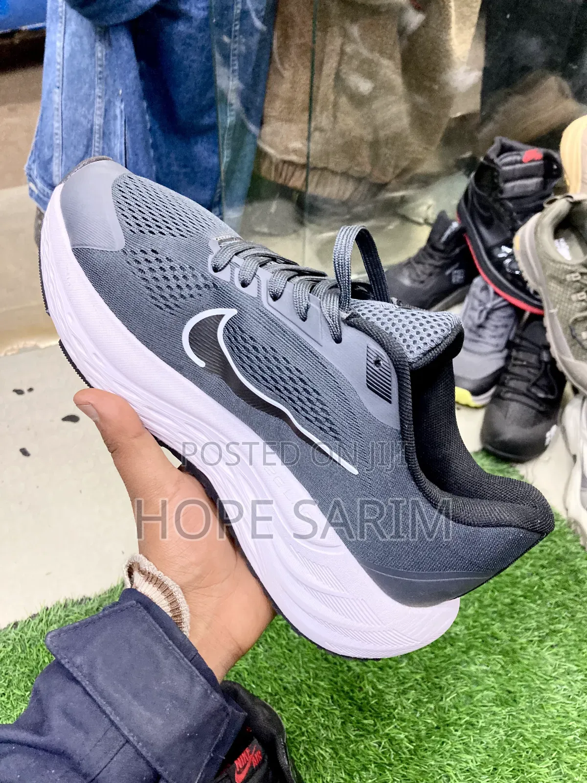 Brand New Nike Zoom Structure 20