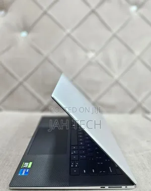 New Laptop Dell XPS 15 16GB Intel Core i7 SSD 1T