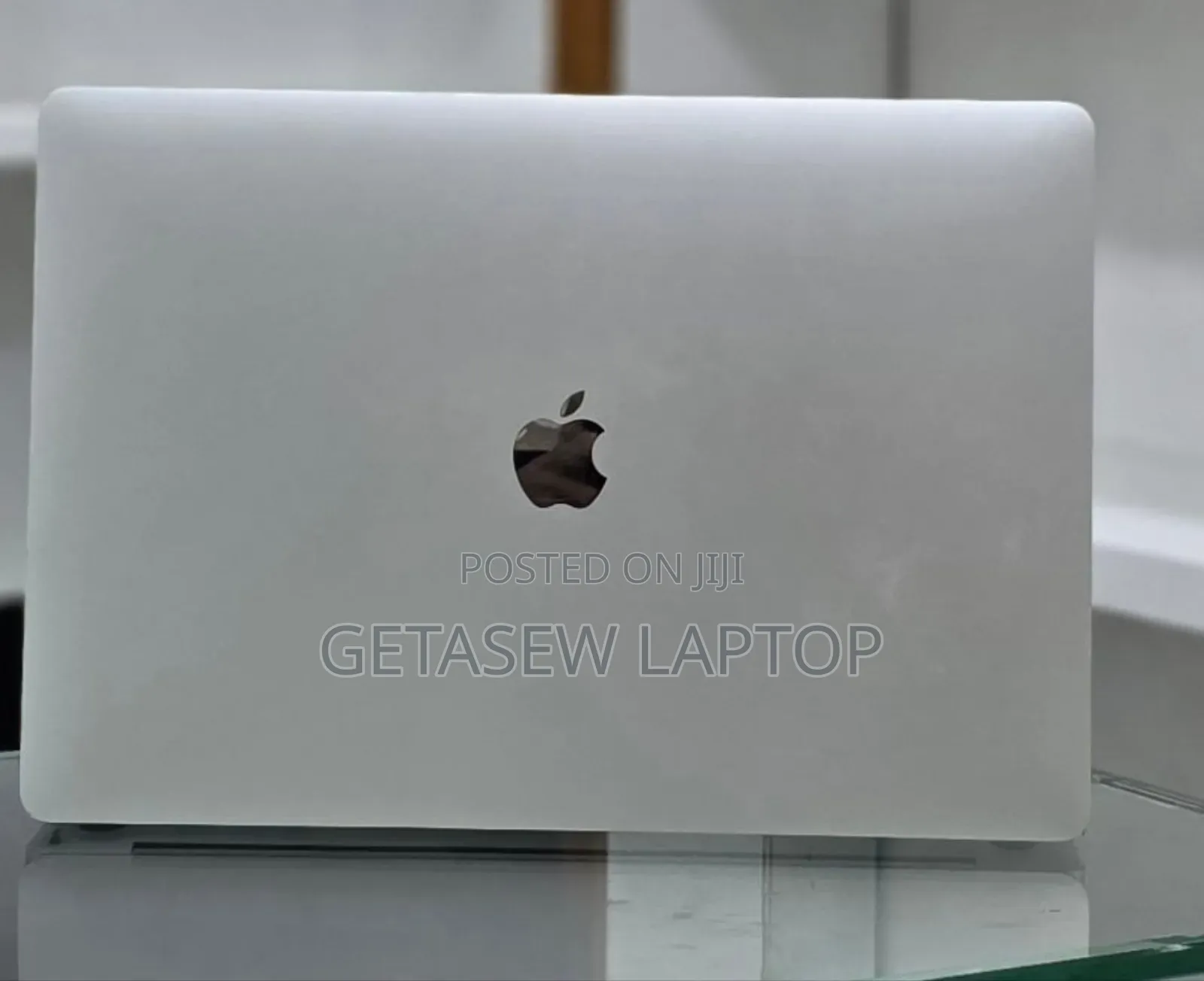 New Laptop Apple MacBook Pro 2016 16GB Intel Core i7 SSD 256GB