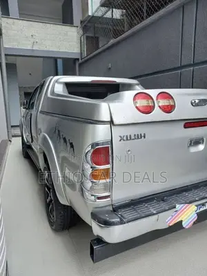 Toyota Hilux 2008 Silver