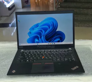 New Laptop Lenovo ThinkPad t495s 16GB AMD Ryzen 7 SSD 512GB